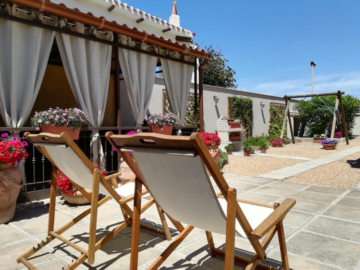 Case Vacanza Villa Doria Valledoria  Eksteriør billede